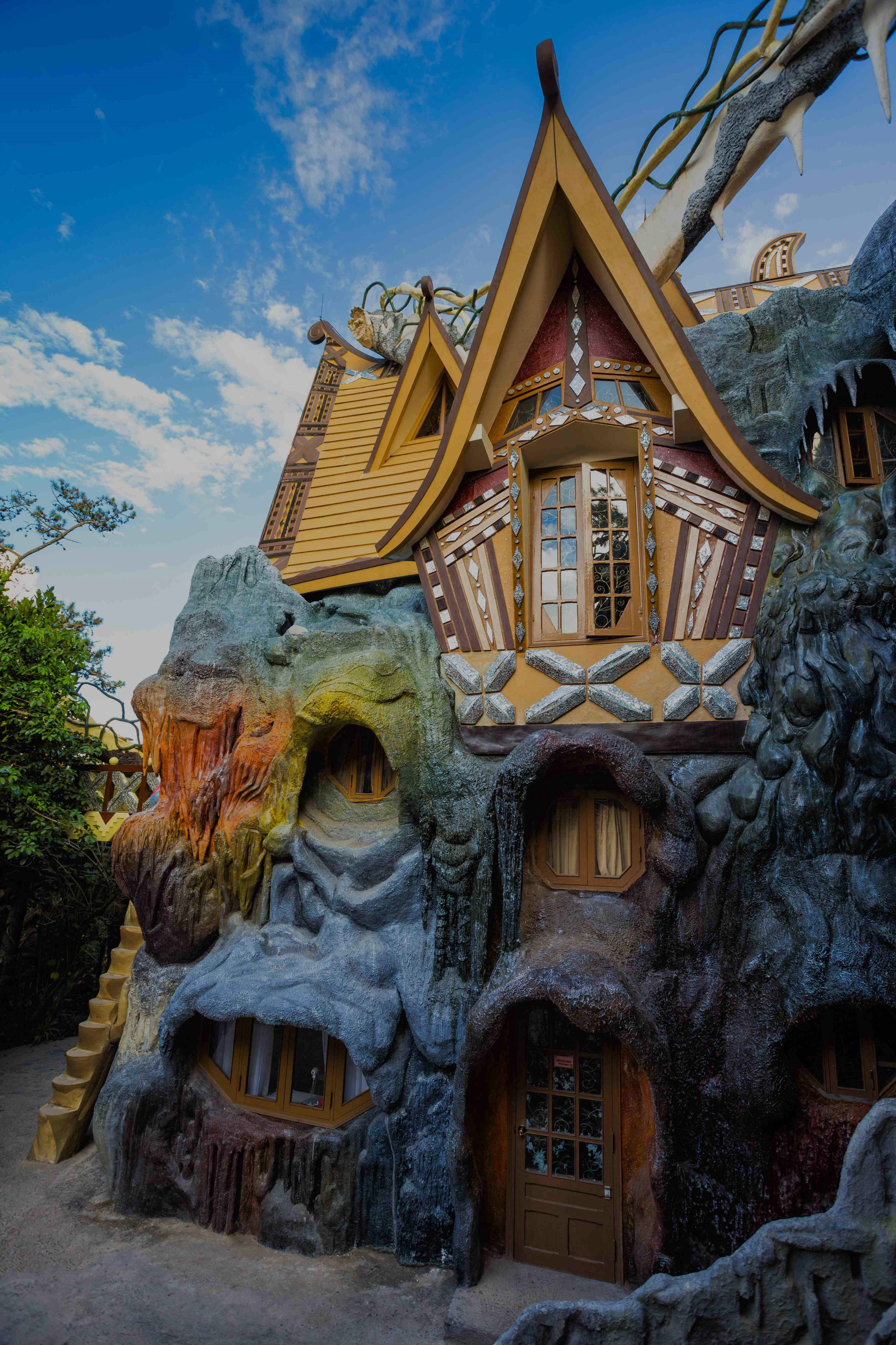 Crazy House